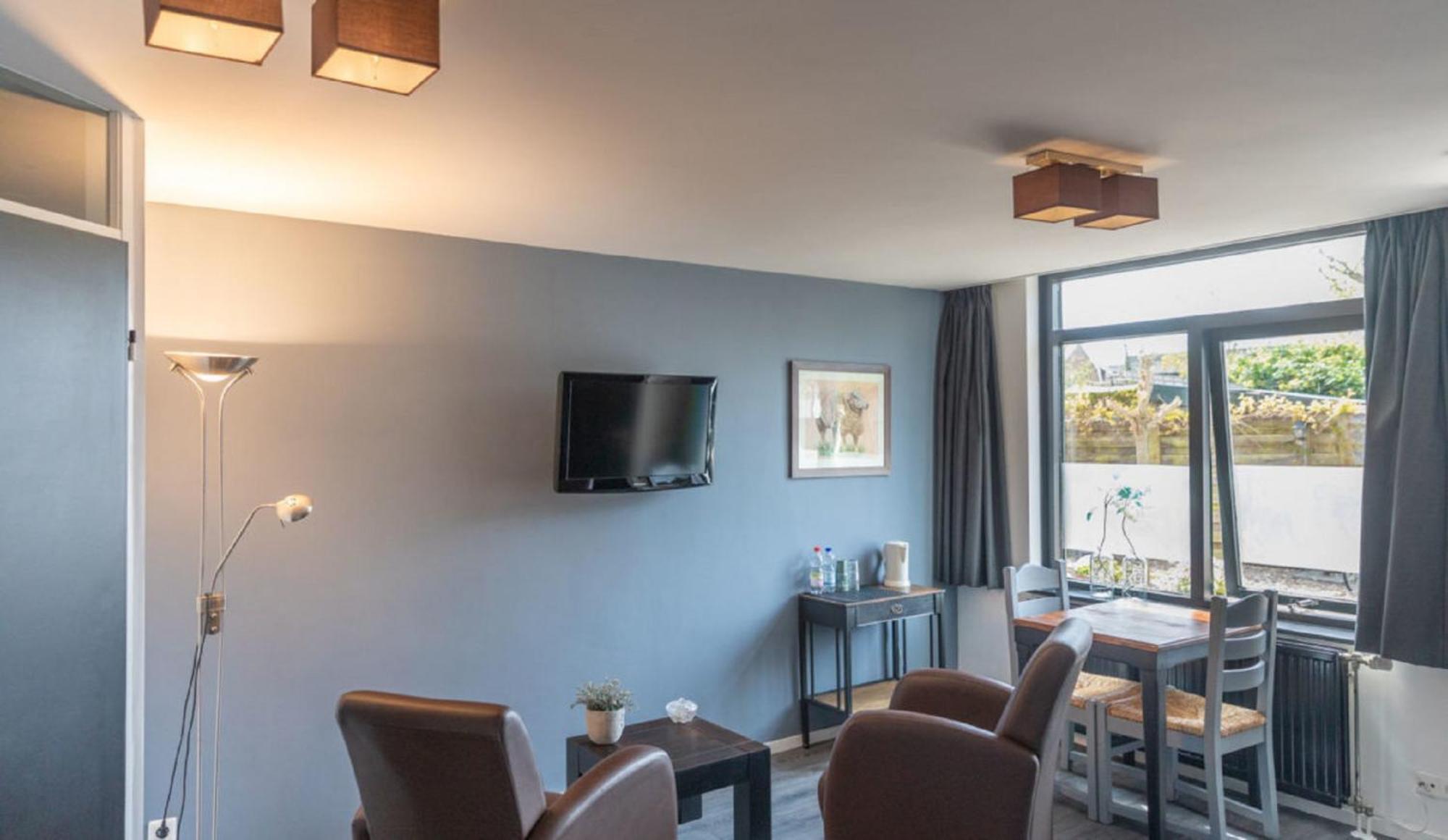 Hotel-Restaurant Loodsmans Welvaren Bv Den Hoorn  Exteriér fotografie